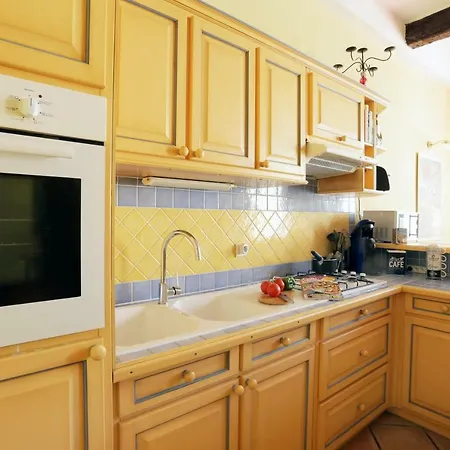 Appartement Fontaine - Charming Provencal, Clim, 6 Guest, Old Town
