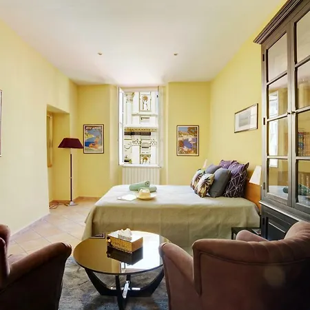Fontaine - Charming Provencal, Clim, 6 Guest, Old Town Apartamento Nice